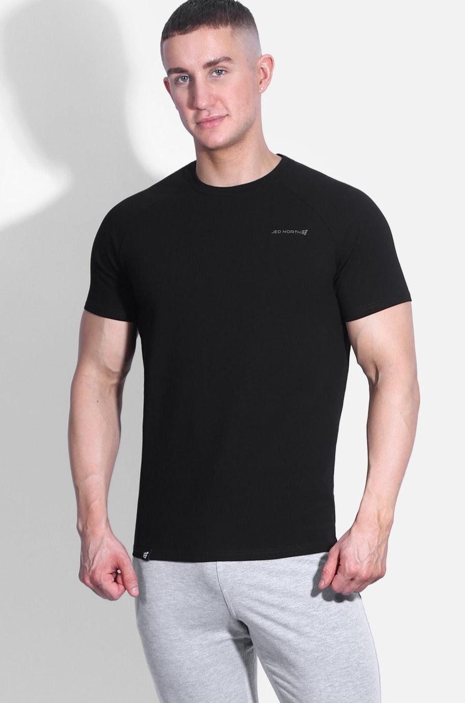 Titan 2.0 Muscle-Fit T-Shirt - Black